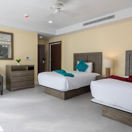 The New View Inn Road Town  Extérieur photo