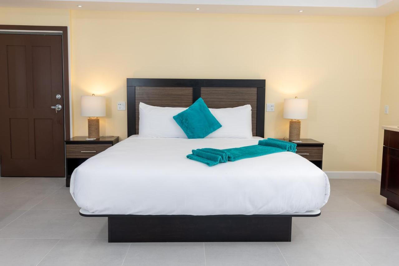 The New View Inn Road Town  Extérieur photo