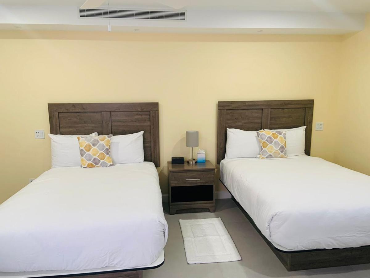 The New View Inn Road Town  Extérieur photo